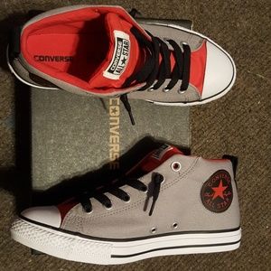 CONVERSE MID SNEAKER